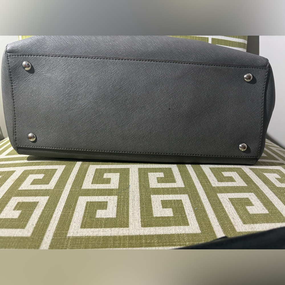 SOLD! Michael Kors Saffiano Leather Bag & Jet Set Continental Travel Wallet - Picture 10 of 15